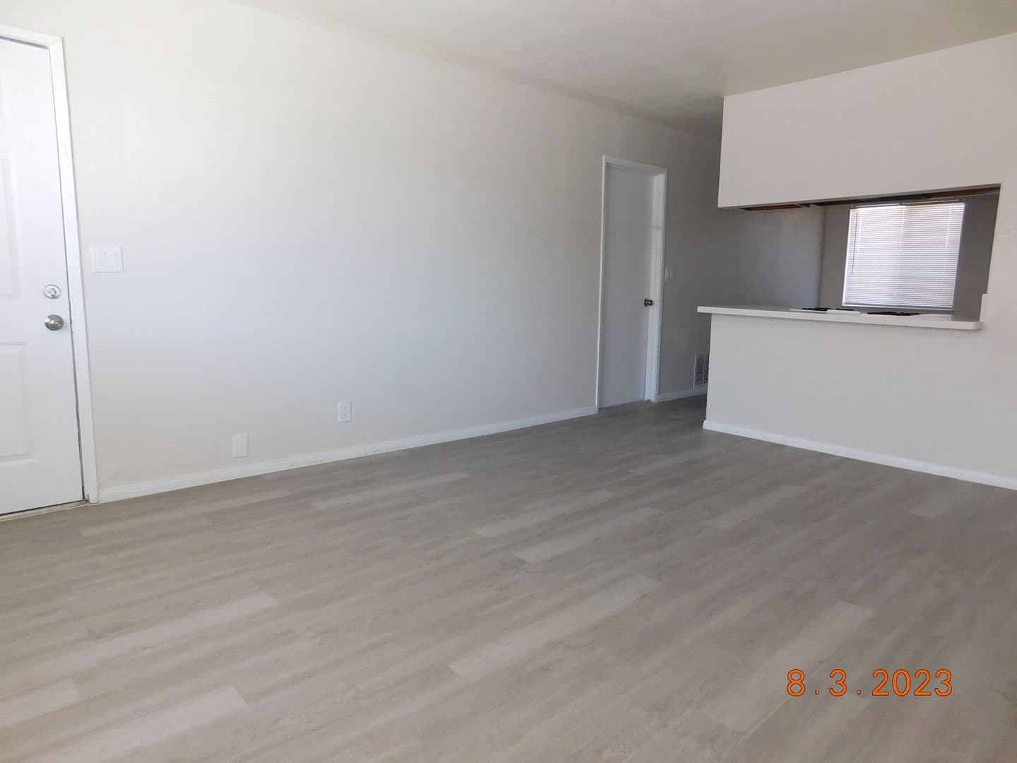 Ridgecrest Apartment: 135 S Norma St