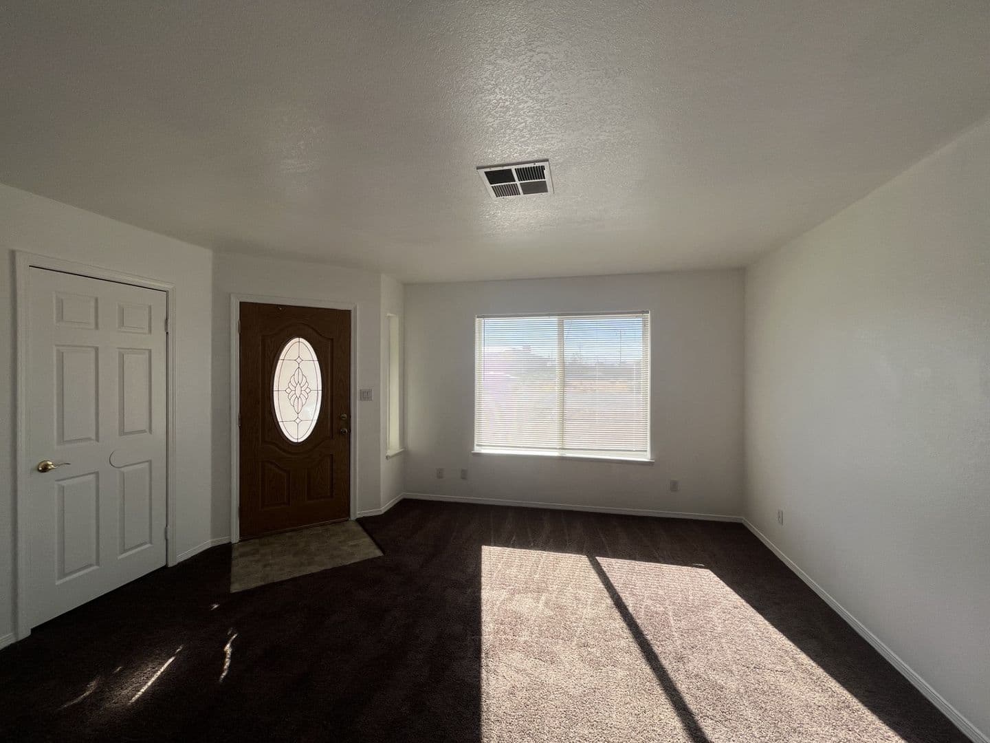 California City Apartment: 21412 Corwin St.