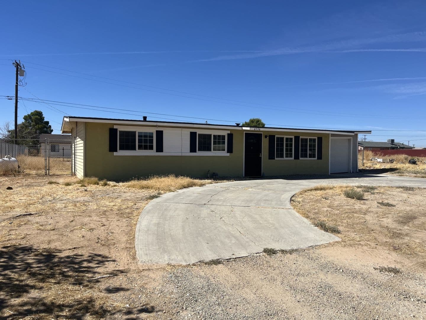 California City House: 8736 Aspen Ave