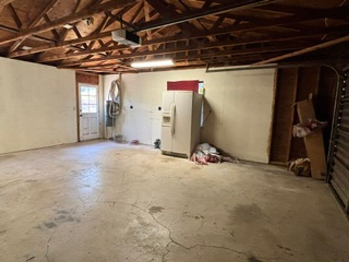 Tehachapi House: 17861 Tanforan Drive