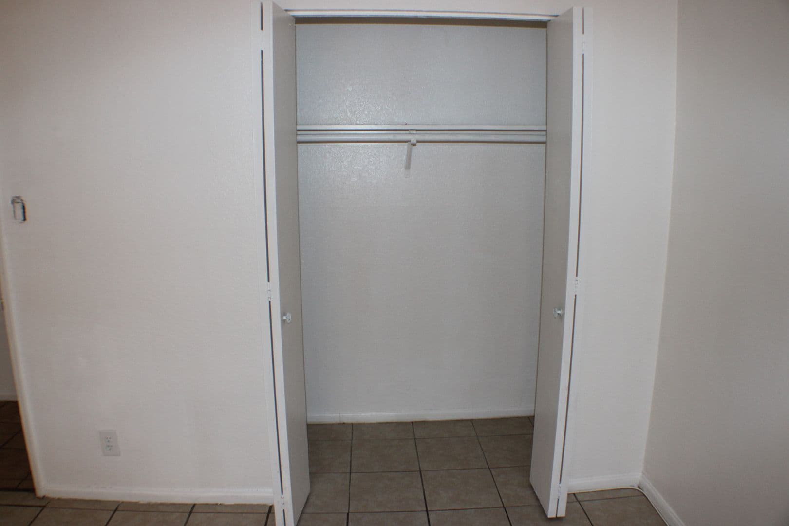 California City House: 9387 North Loop Blvd