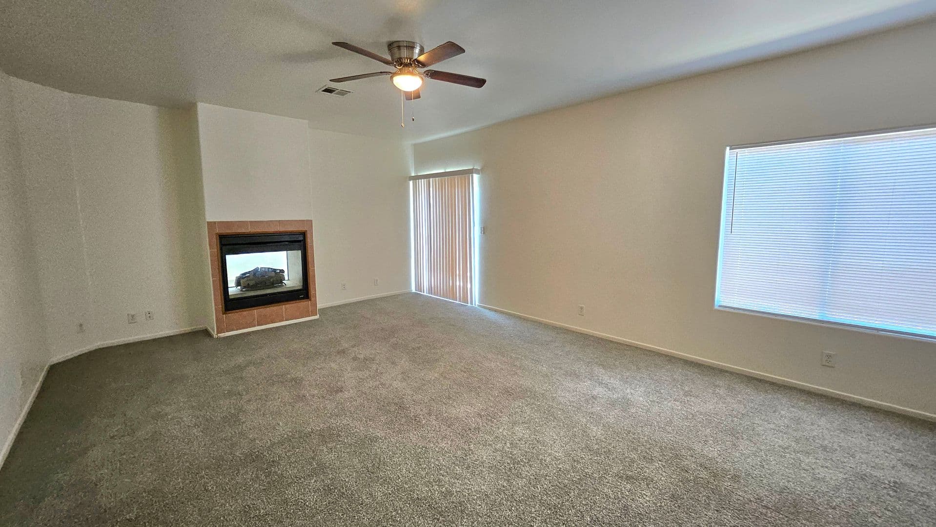 California City House: 21187 Conklin Blvd