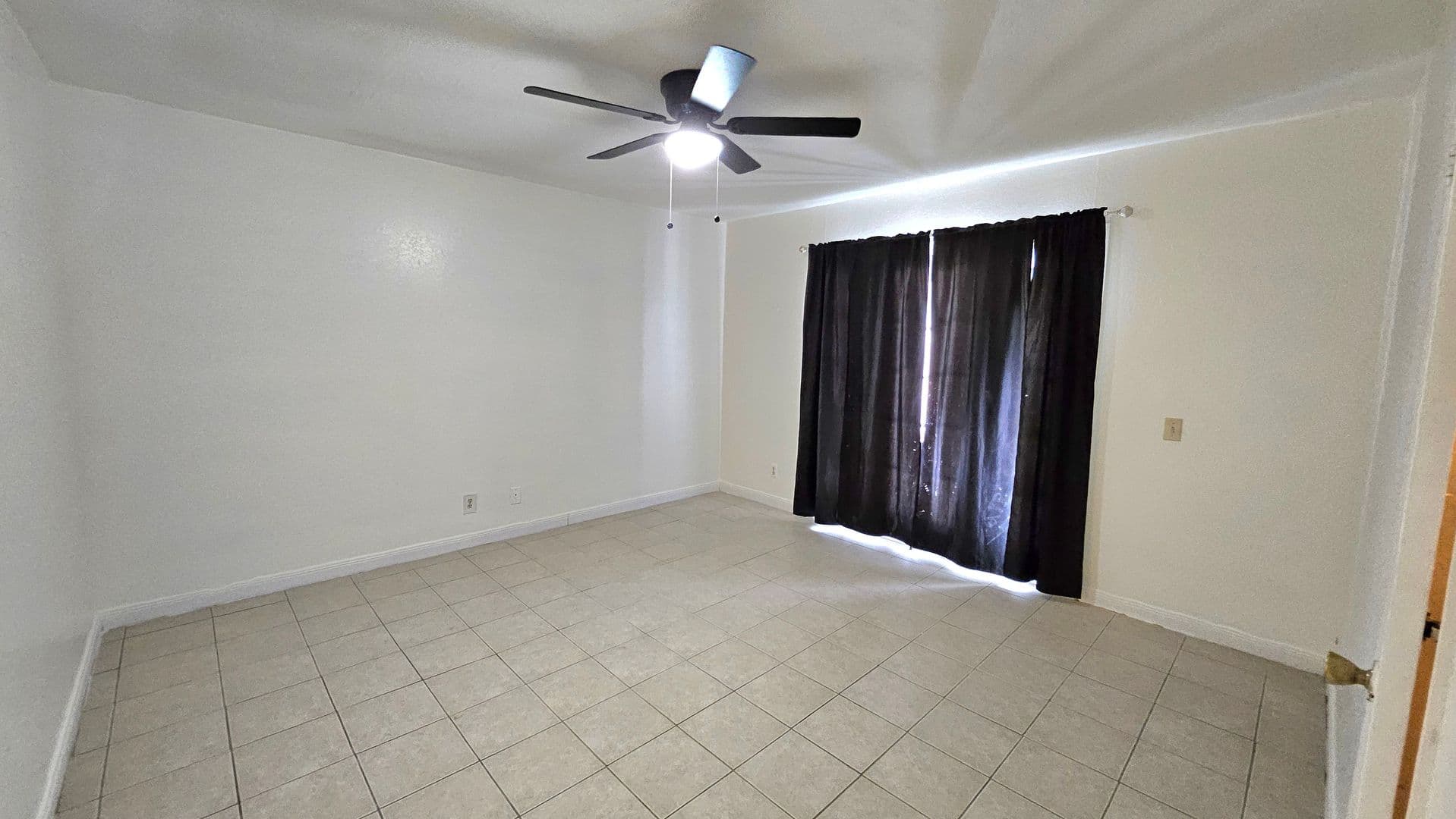 California City House: 21398 Baldwin Ln