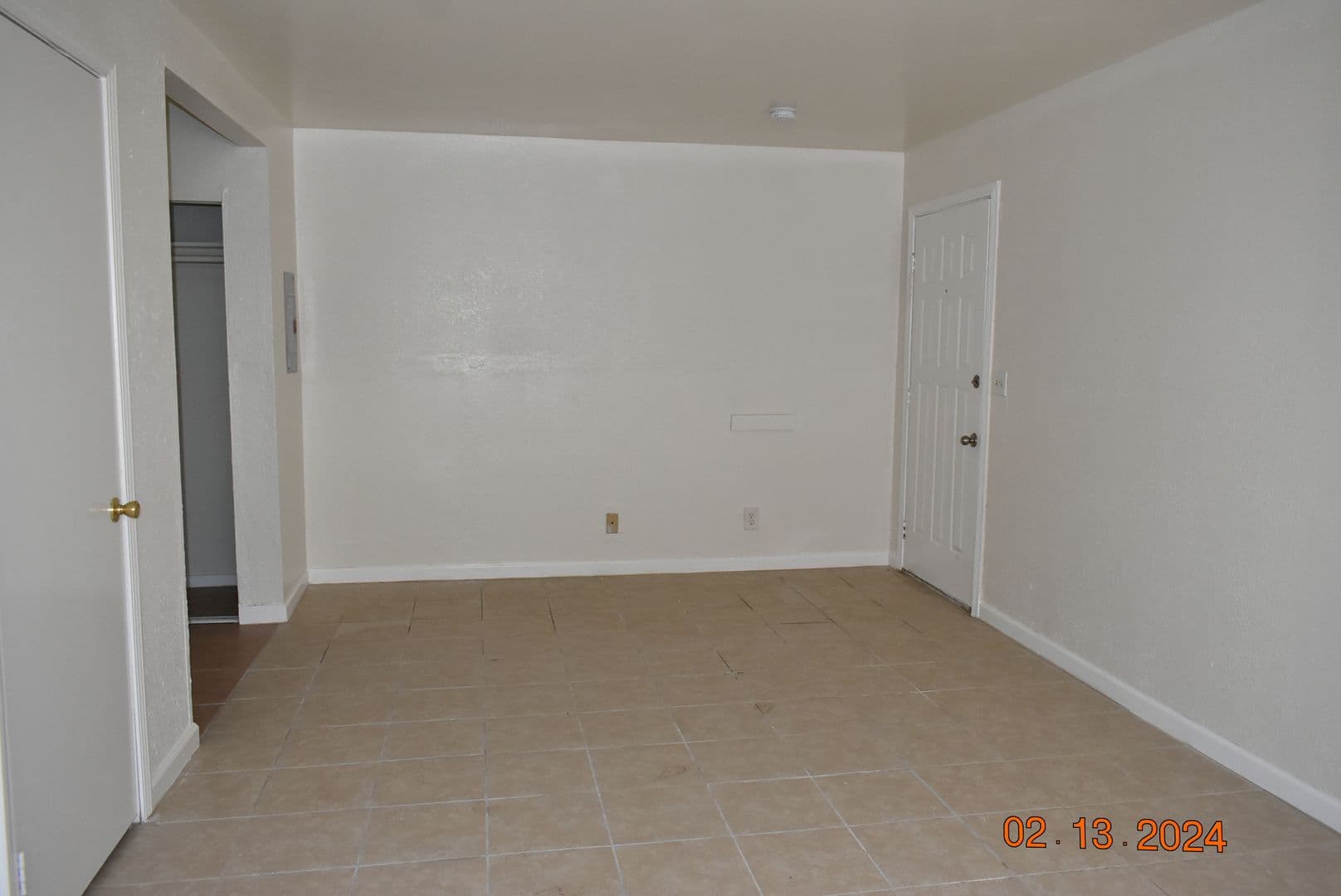 California City Apartment: 20873-83rd
