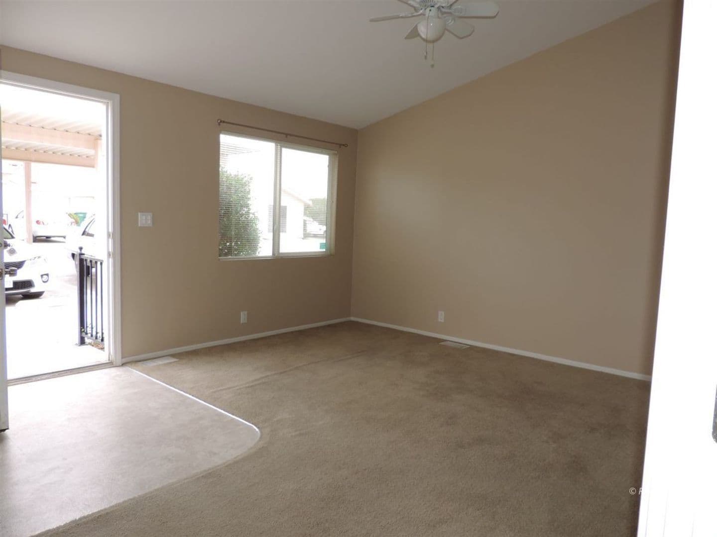 Ridgecrest Apartment: 214 W Upjohn Ave