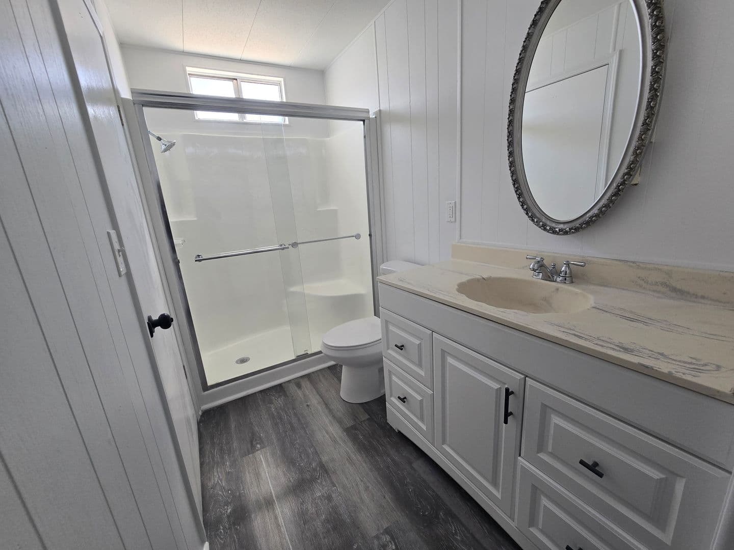 Ridgecrest Apartment: 1631 Chaparral Dr