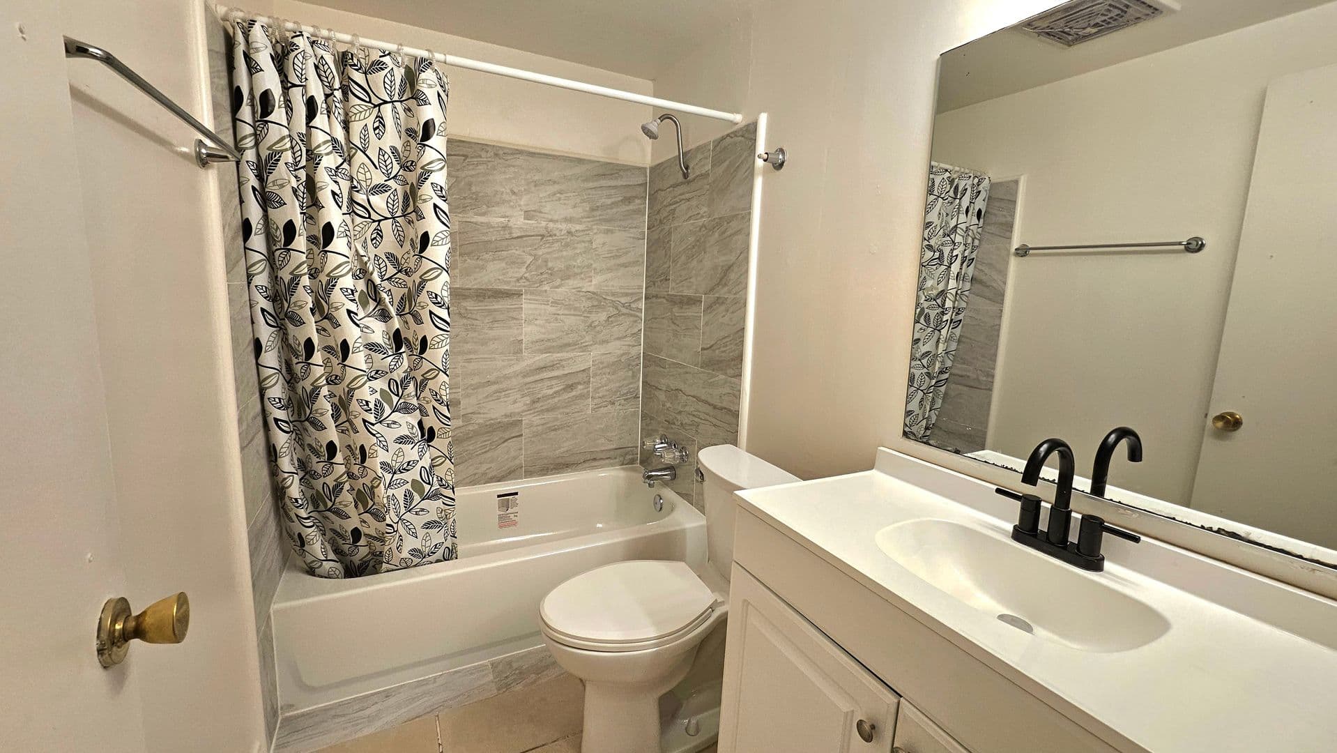 California City House: 21398 Baldwin Ln