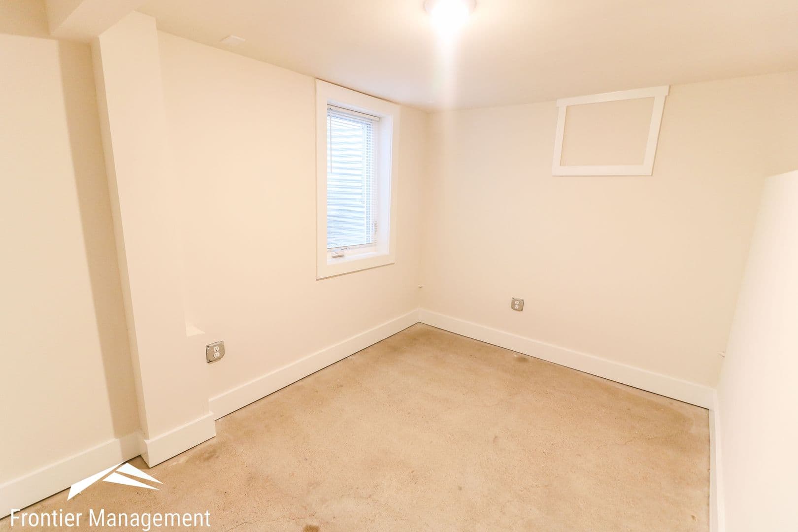 Manhattan Apartment: 1000 Leavenworth St.
