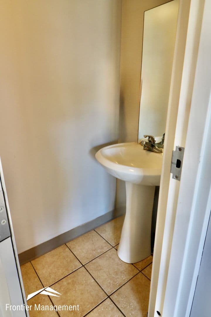 Manhattan Apartment: 605/607 Walters