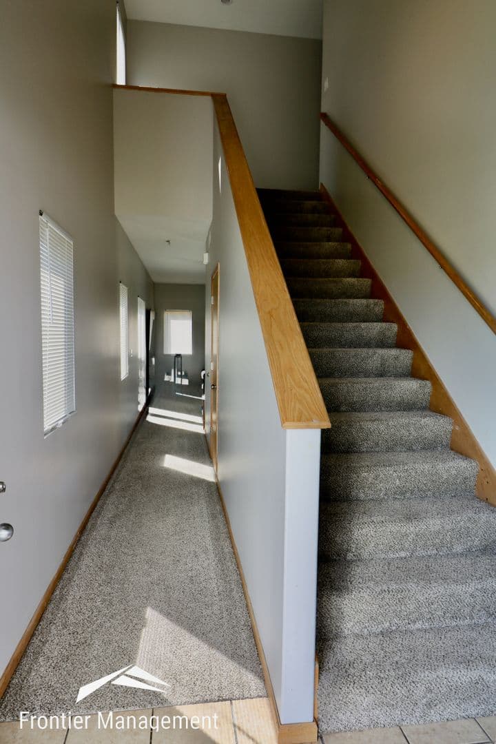 Manhattan Apartment: 605/607 Walters