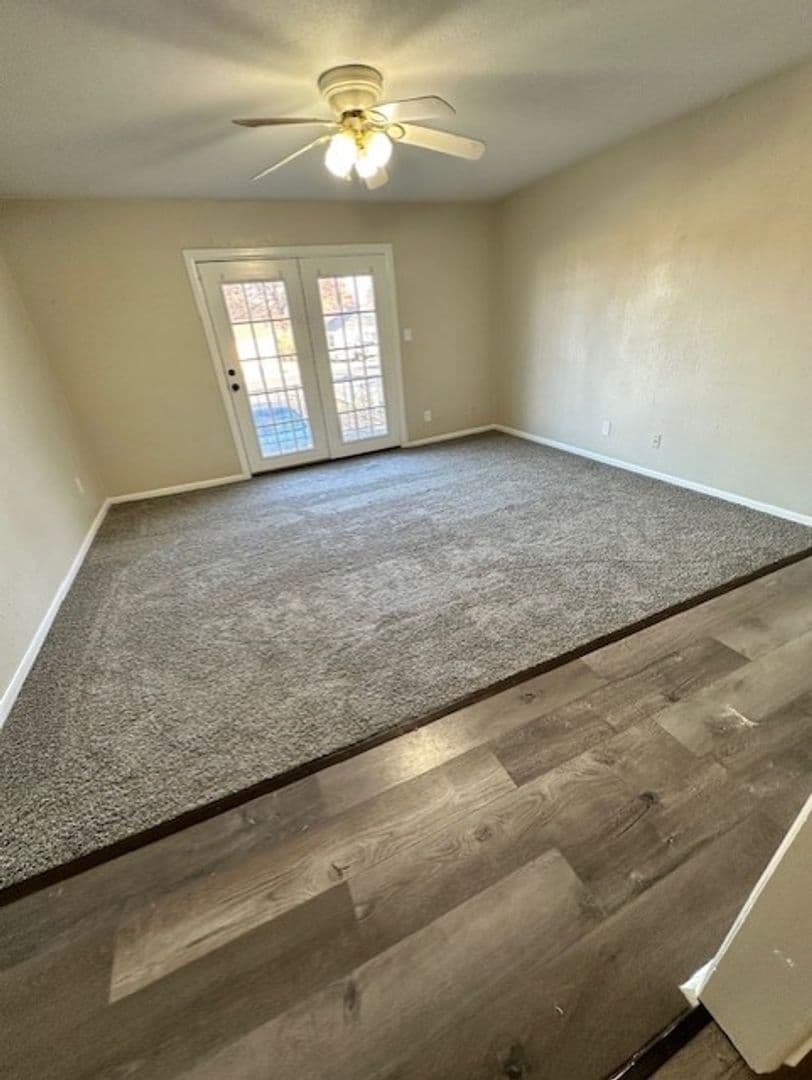 Warrensburg Apartment: 801 S Maguire St
