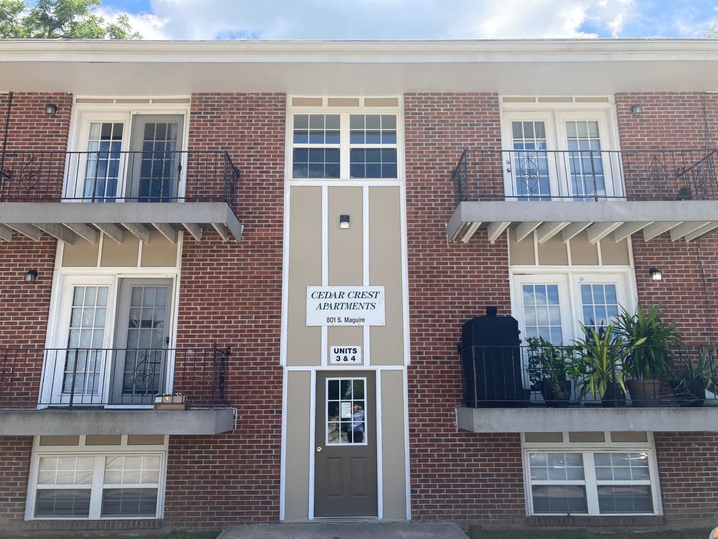 Warrensburg Apartment: 801 S Maguire St