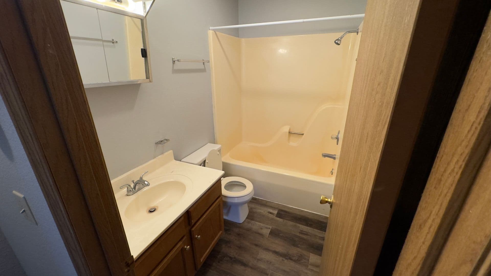 Osage Beach Apartment: 4187 Sunset Dr Apt 2