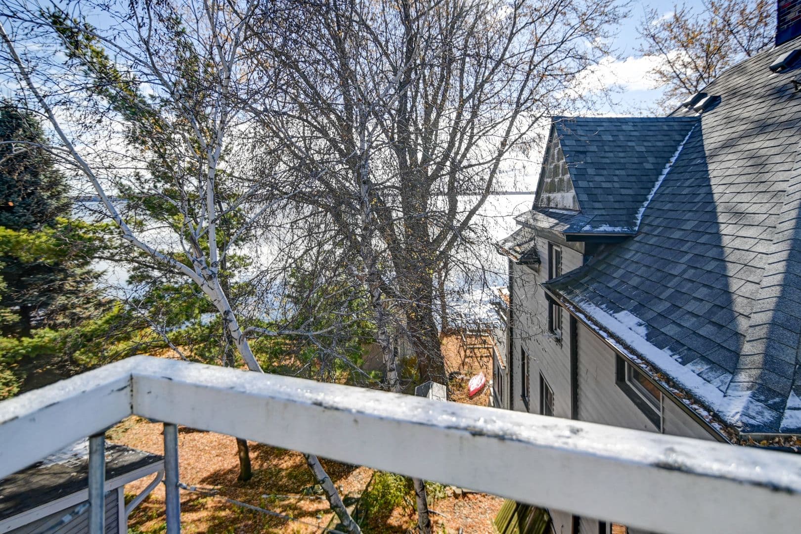 Madison Apartment: 731-733 Jenifer Street