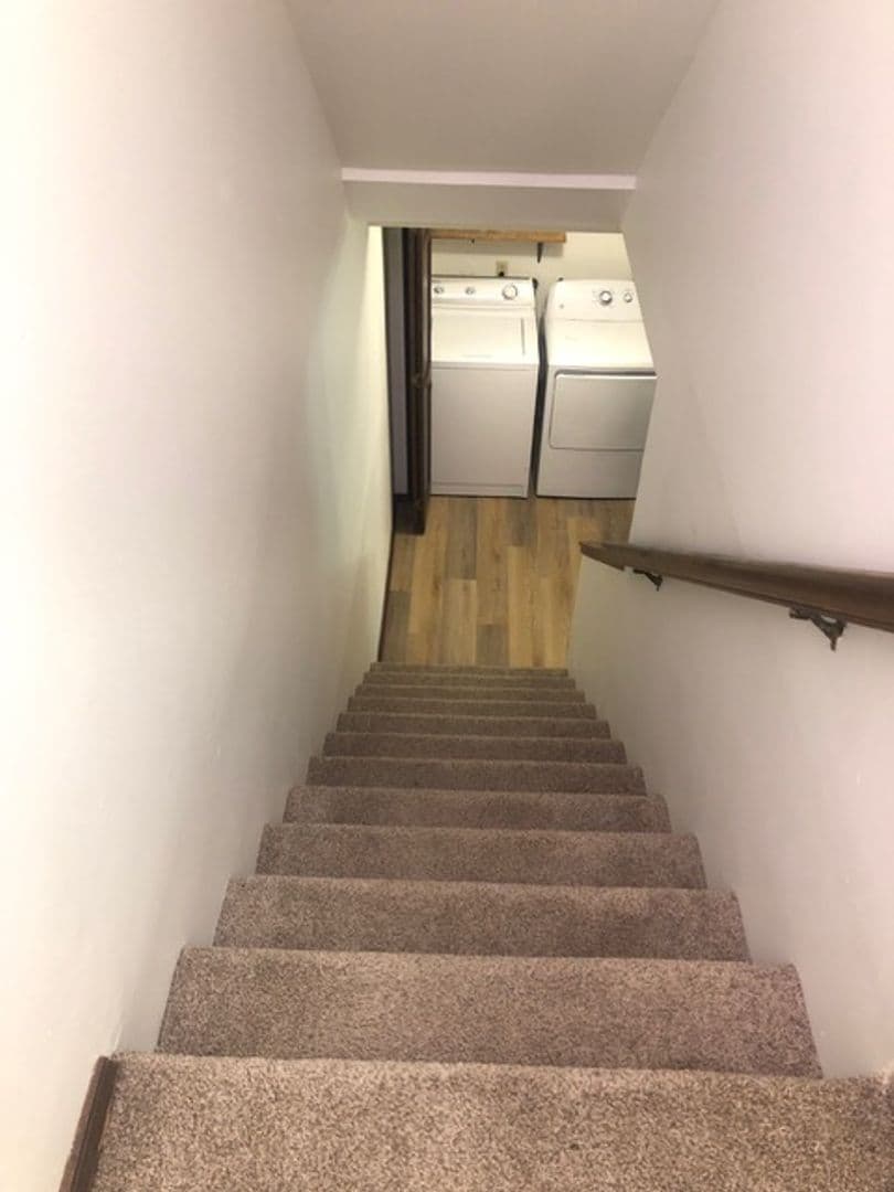 Madison Apartment: Coronado Ct