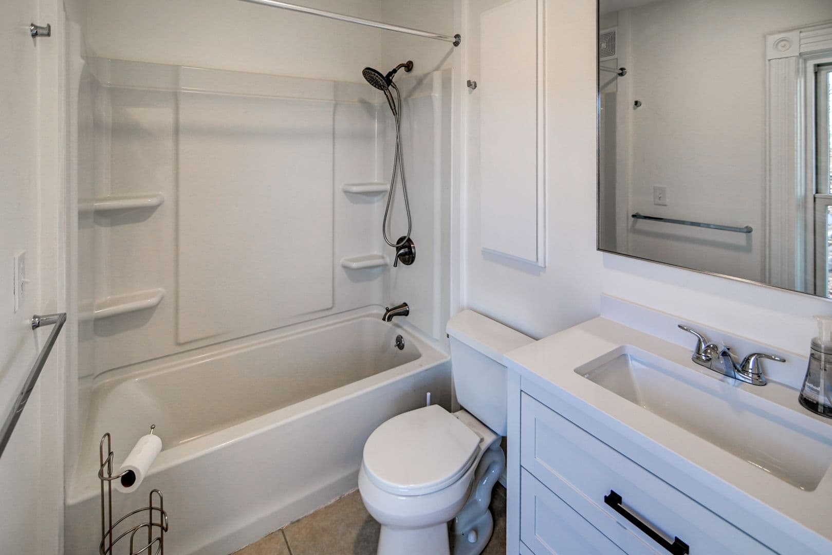 Madison Apartment: 731-733 Jenifer Street