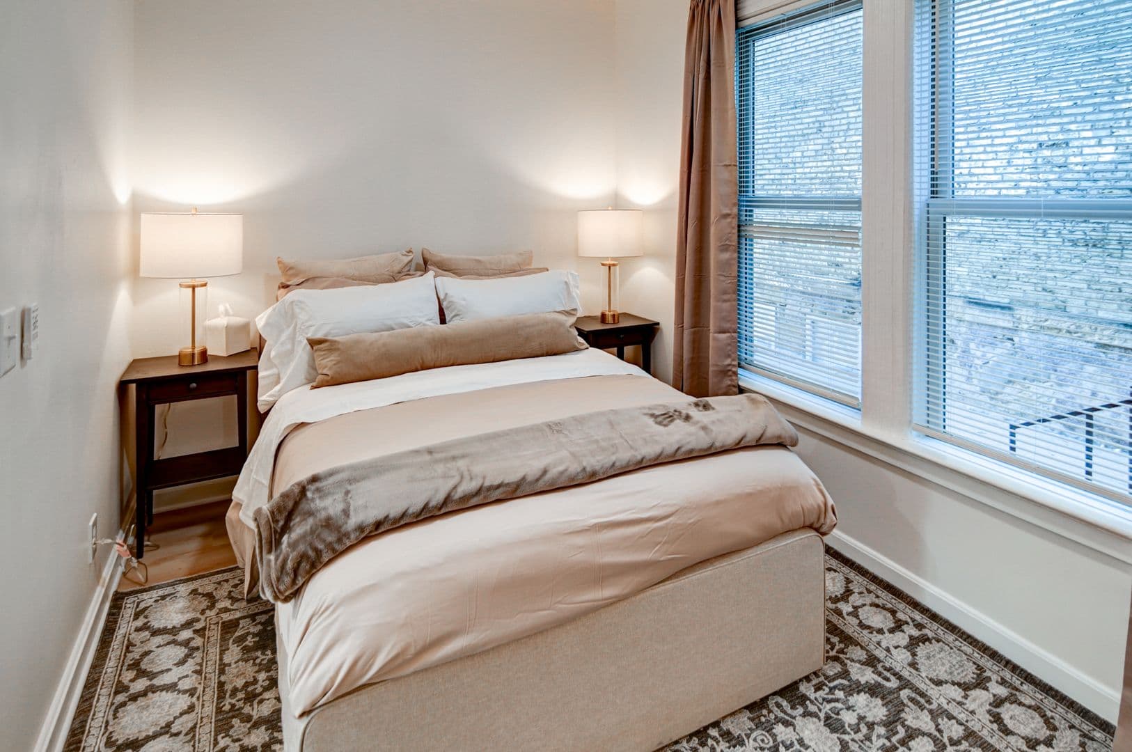 Madison Apartment: 731-733 Jenifer Street