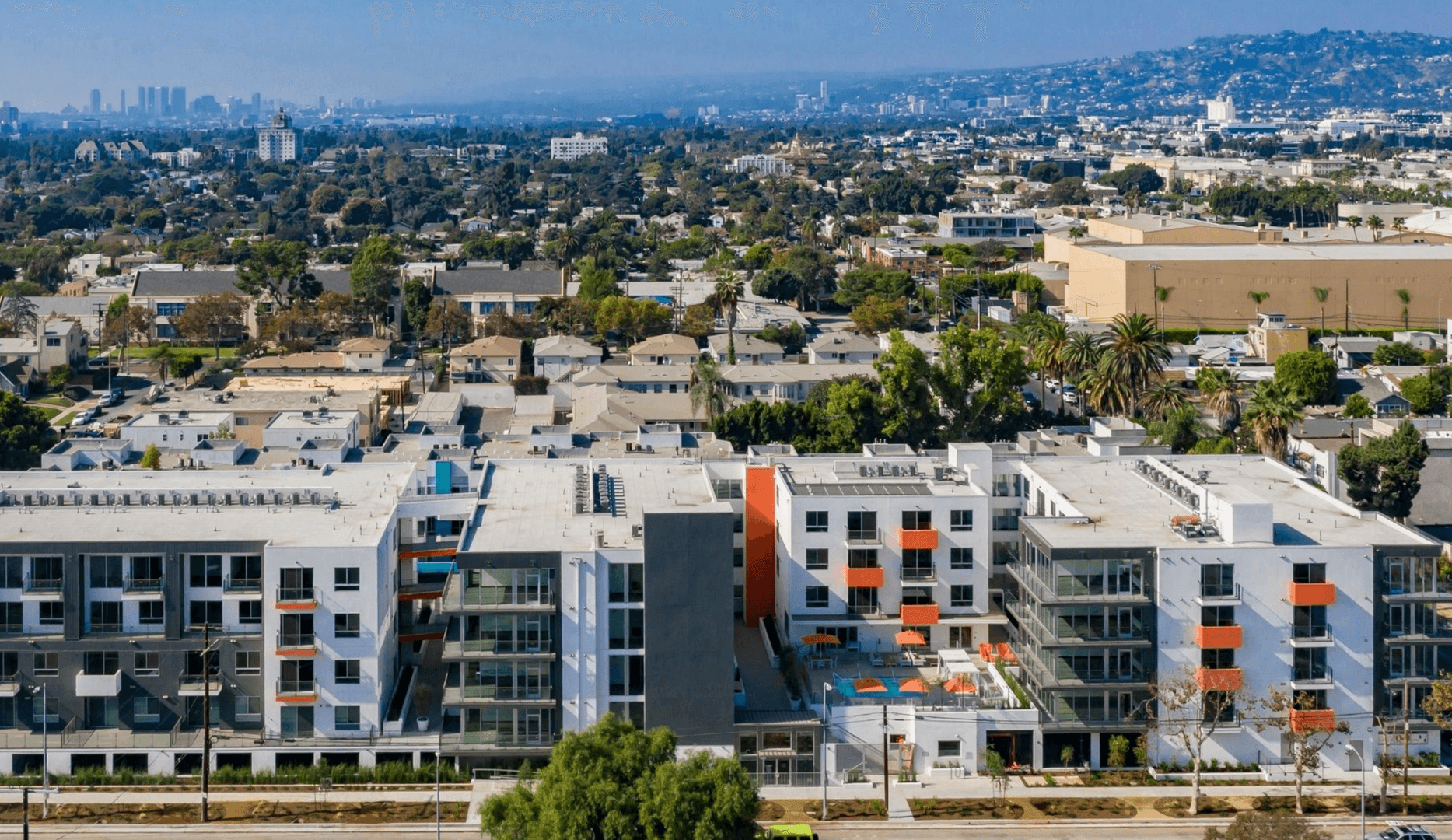 Los Angeles Apartment: 525 N. Wilton Pl