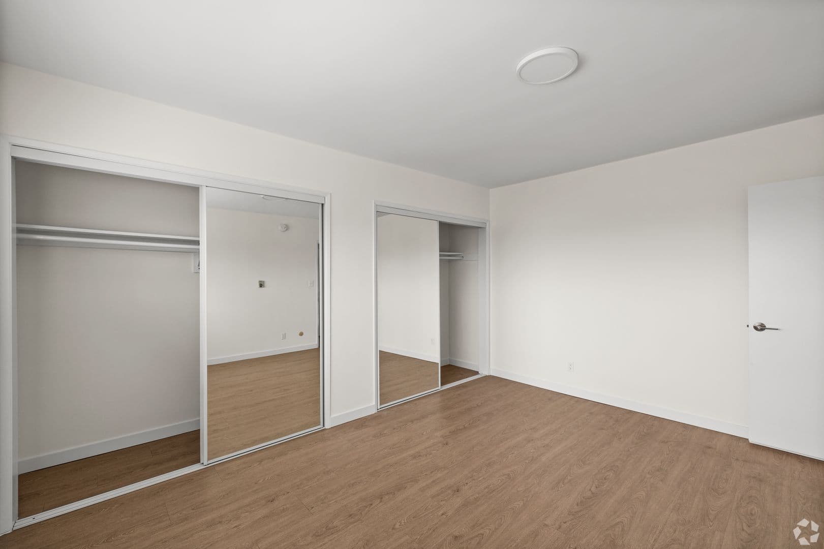 Burbank Apartment: 634 E. Harvard Rd