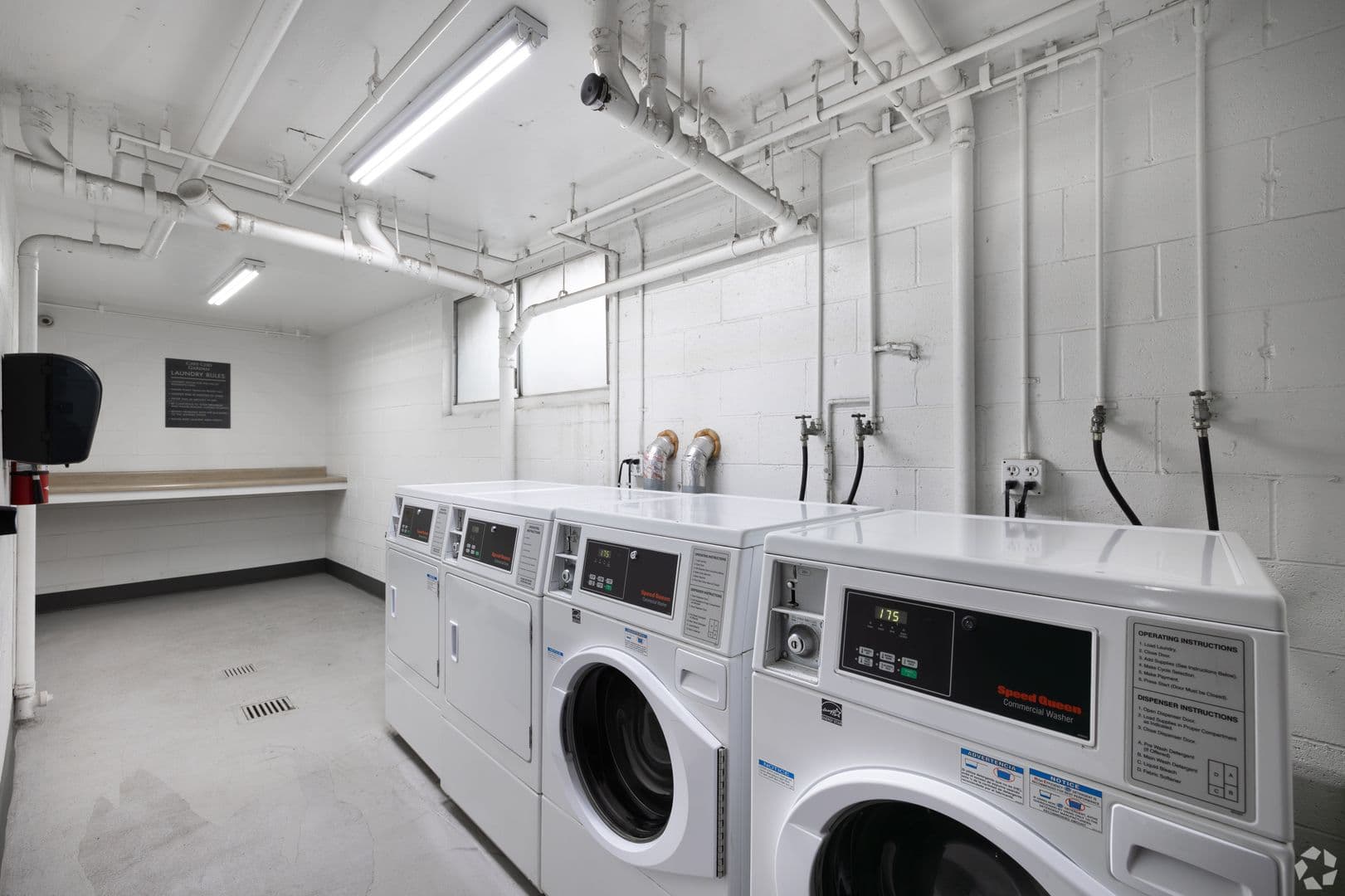 North Hollywood Apartment: 10740 Blix St