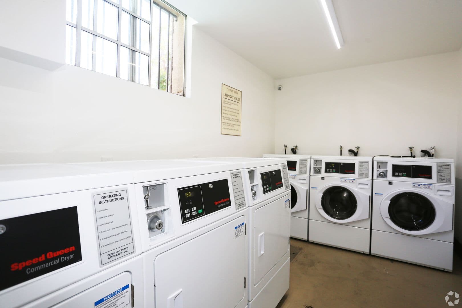 North Hollywood Apartment: 4824 Craner Ave
