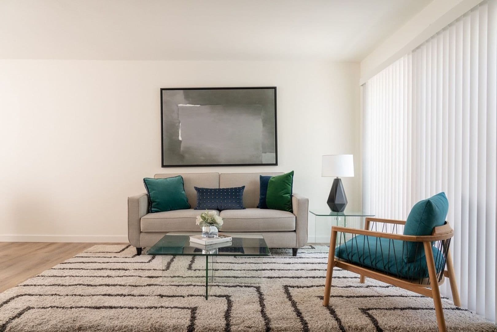 Sherman Oaks Apartment: 13429 Moorpark St.