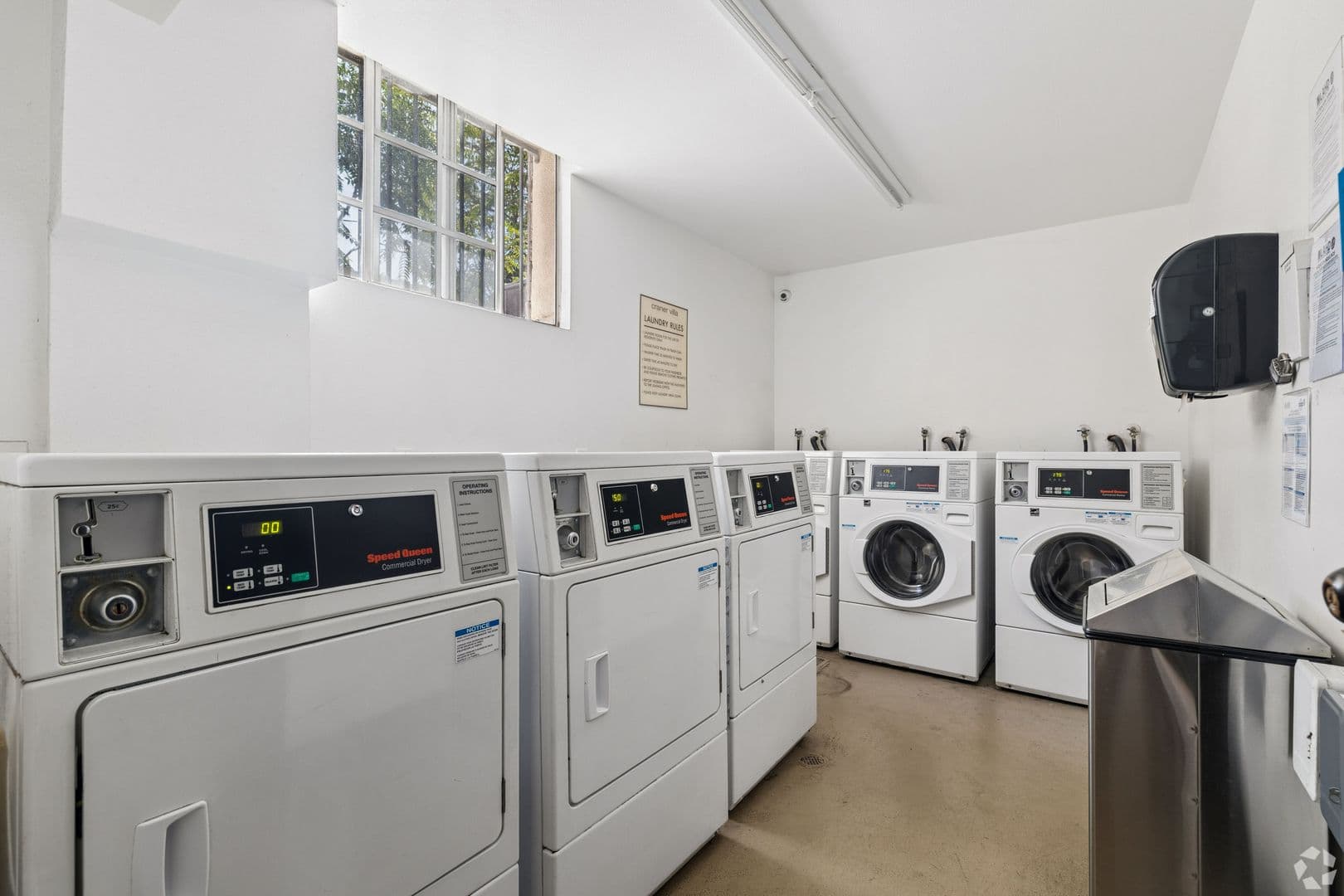 North Hollywood Apartment: 4824 Craner Ave