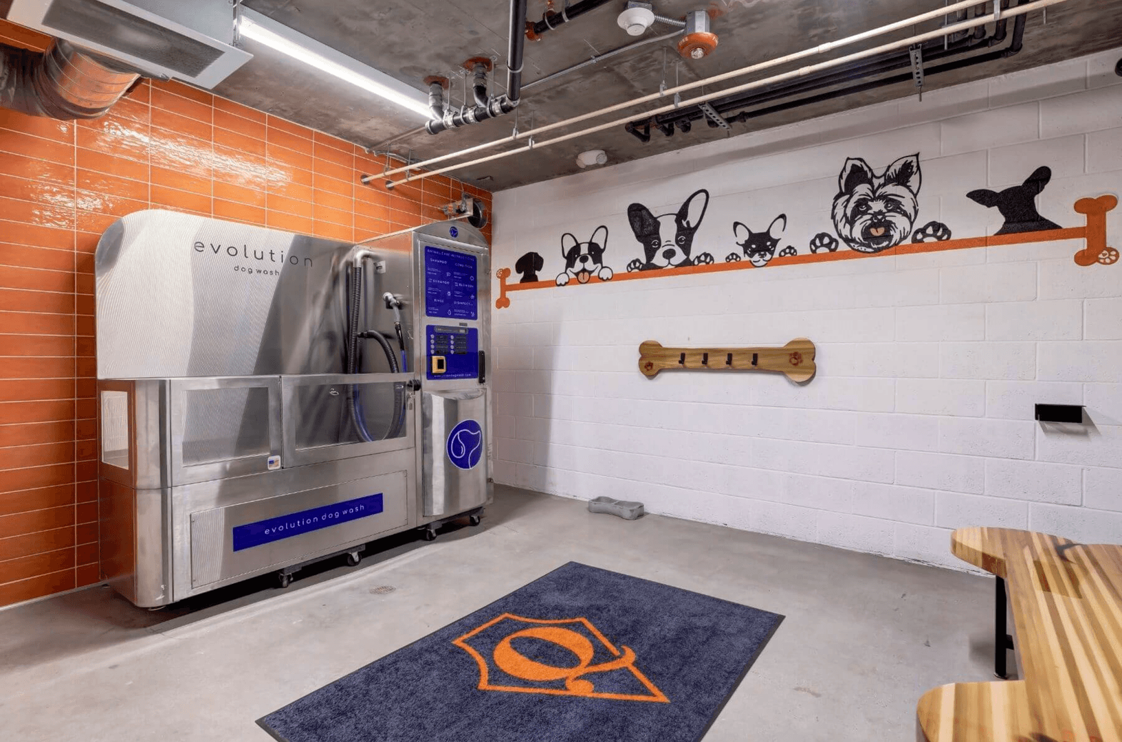 Los Angeles Apartment: 525 N. Wilton Pl