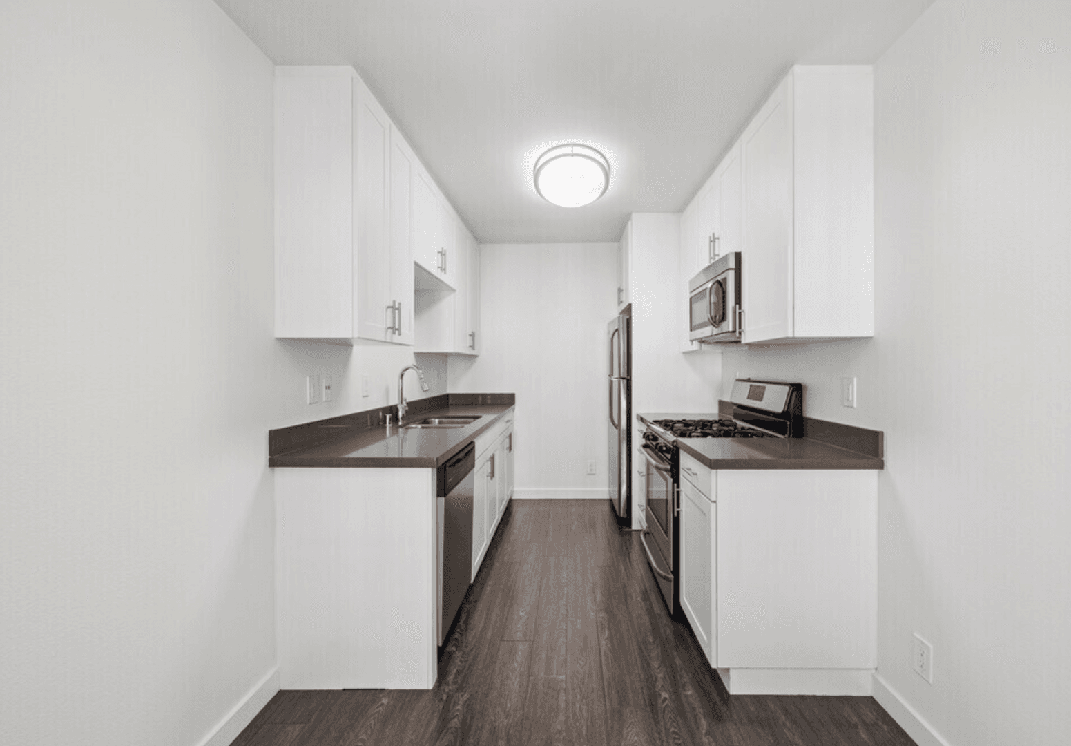 North Hollywood Apartment: 4824 Craner Ave