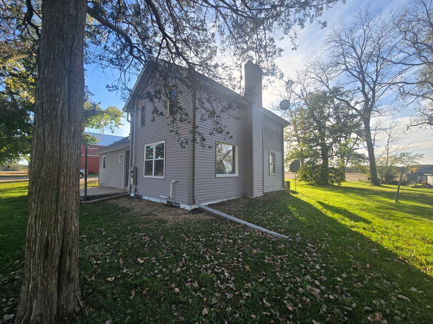Burlington House: 29205 7th St.