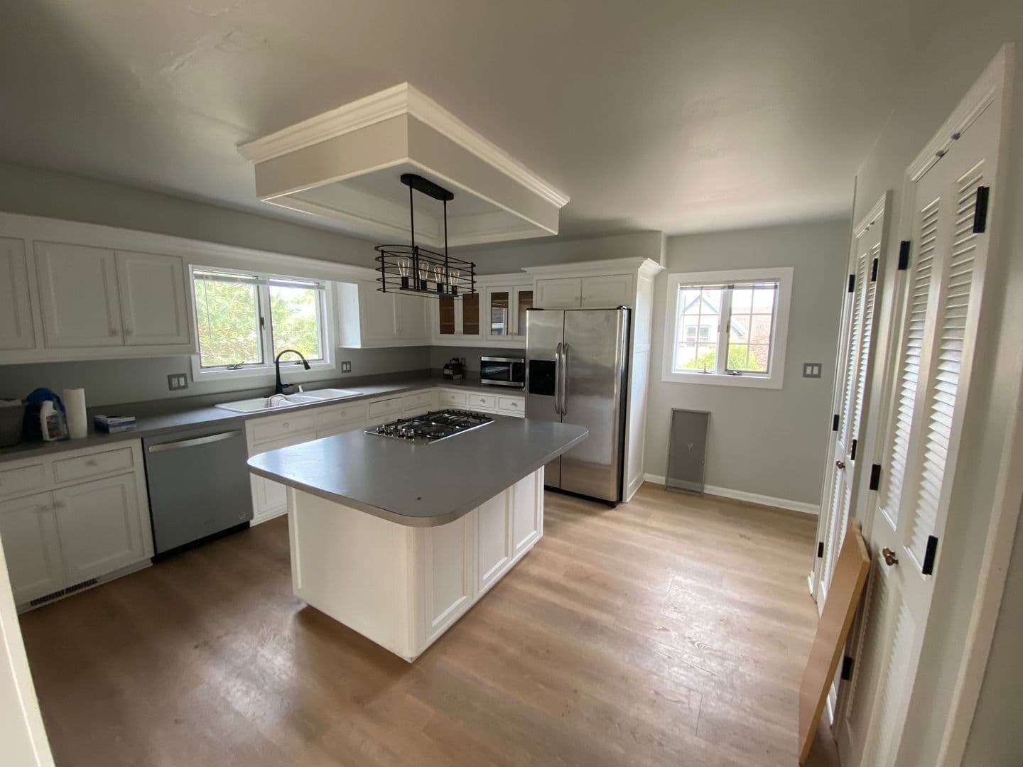 Burlington Apartment: 201 S. Pine St.