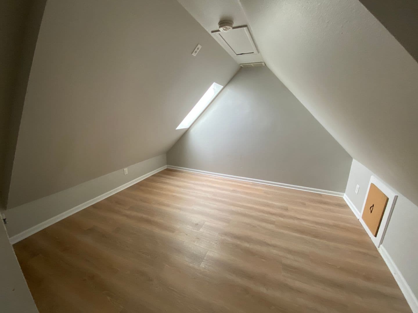 Burlington Apartment: 201 S. Pine St.