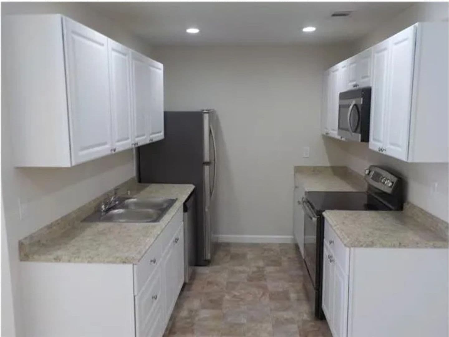 Dallas Apartment: 7152 Fair Oaks Ave