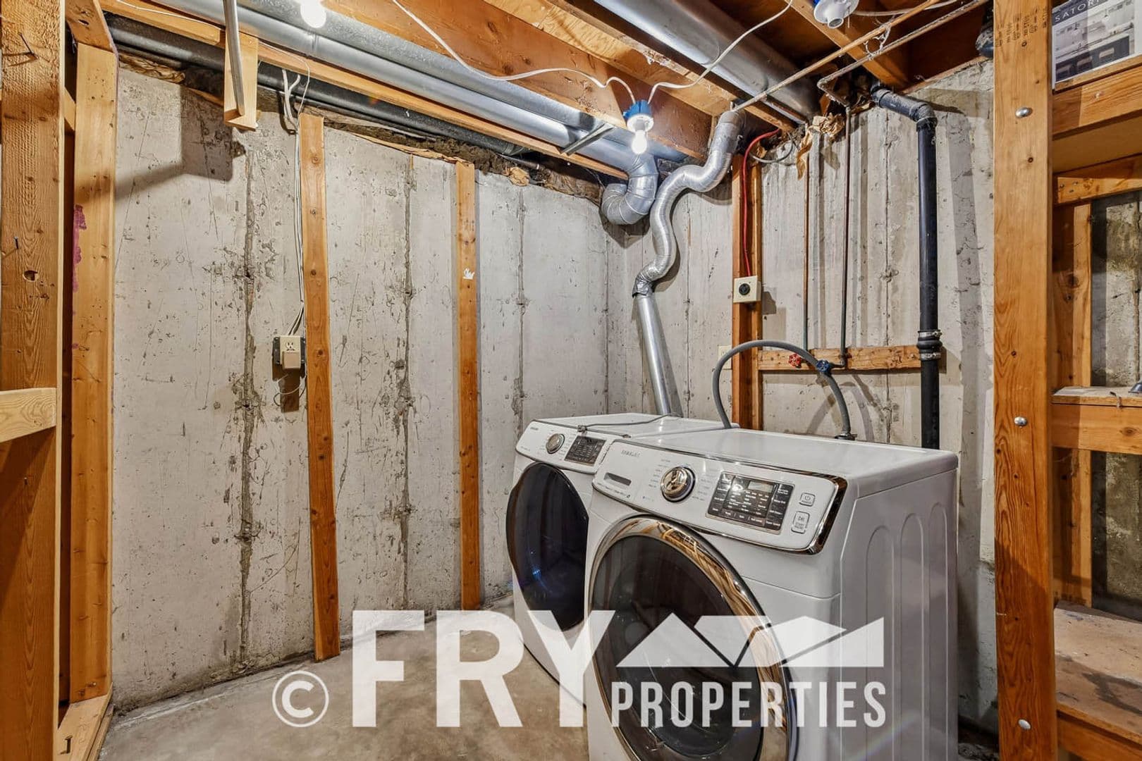 Aurora House: 14313 E Warren Place
