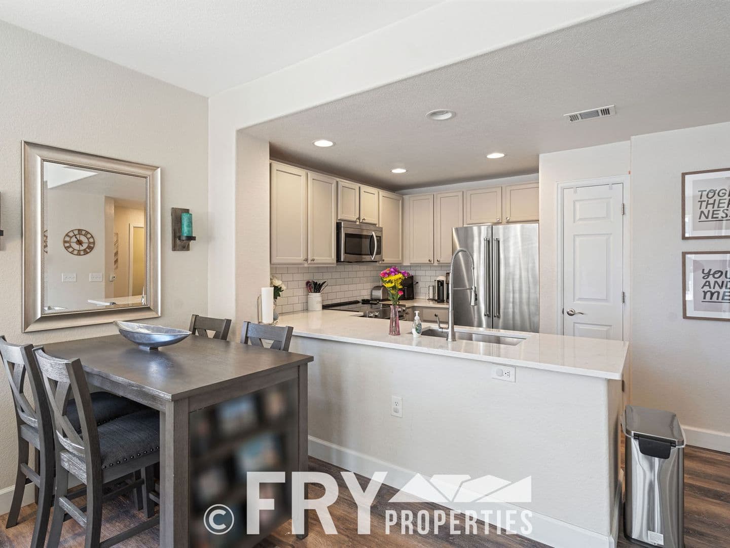 Aurora House: 16108 E Geddes Dr