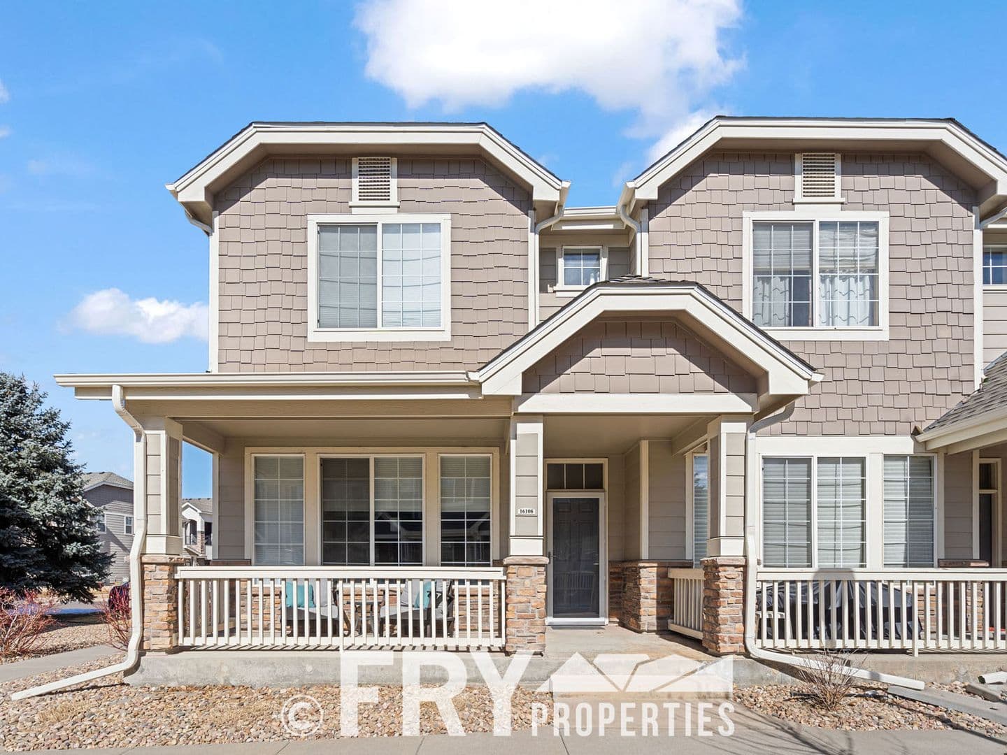Aurora House: 16108 E Geddes Dr