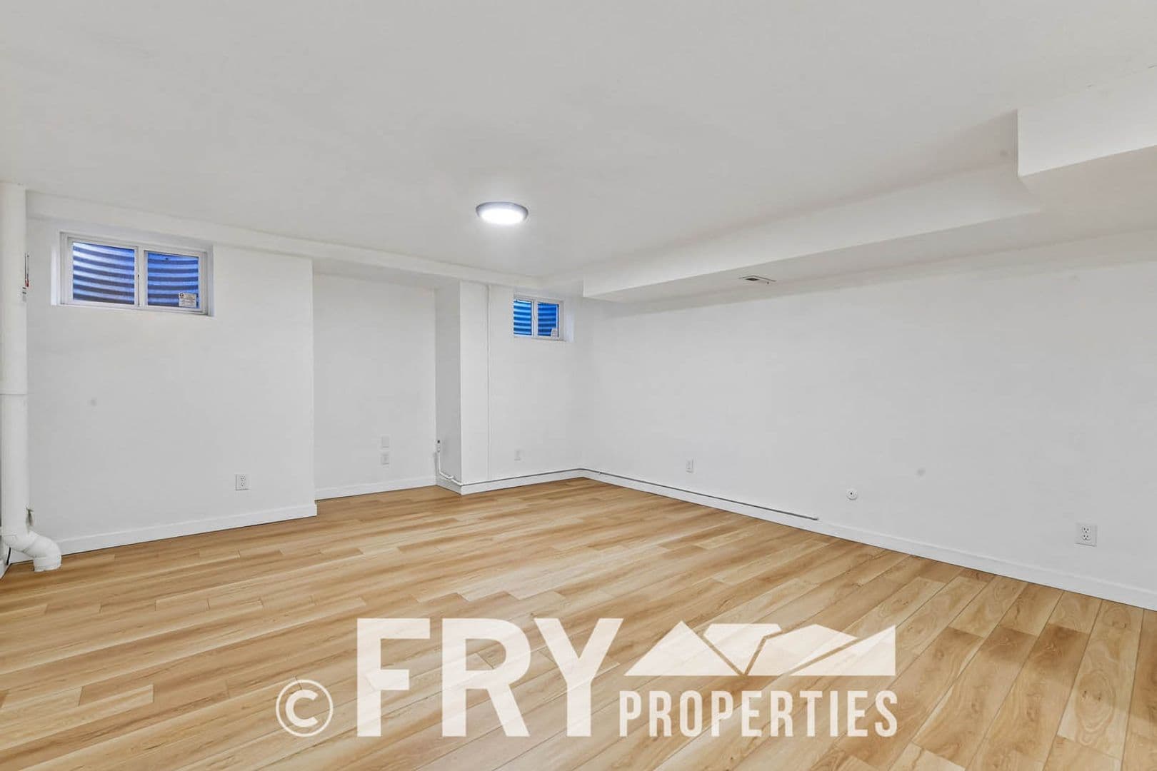 Aurora House: 14313 E Warren Place