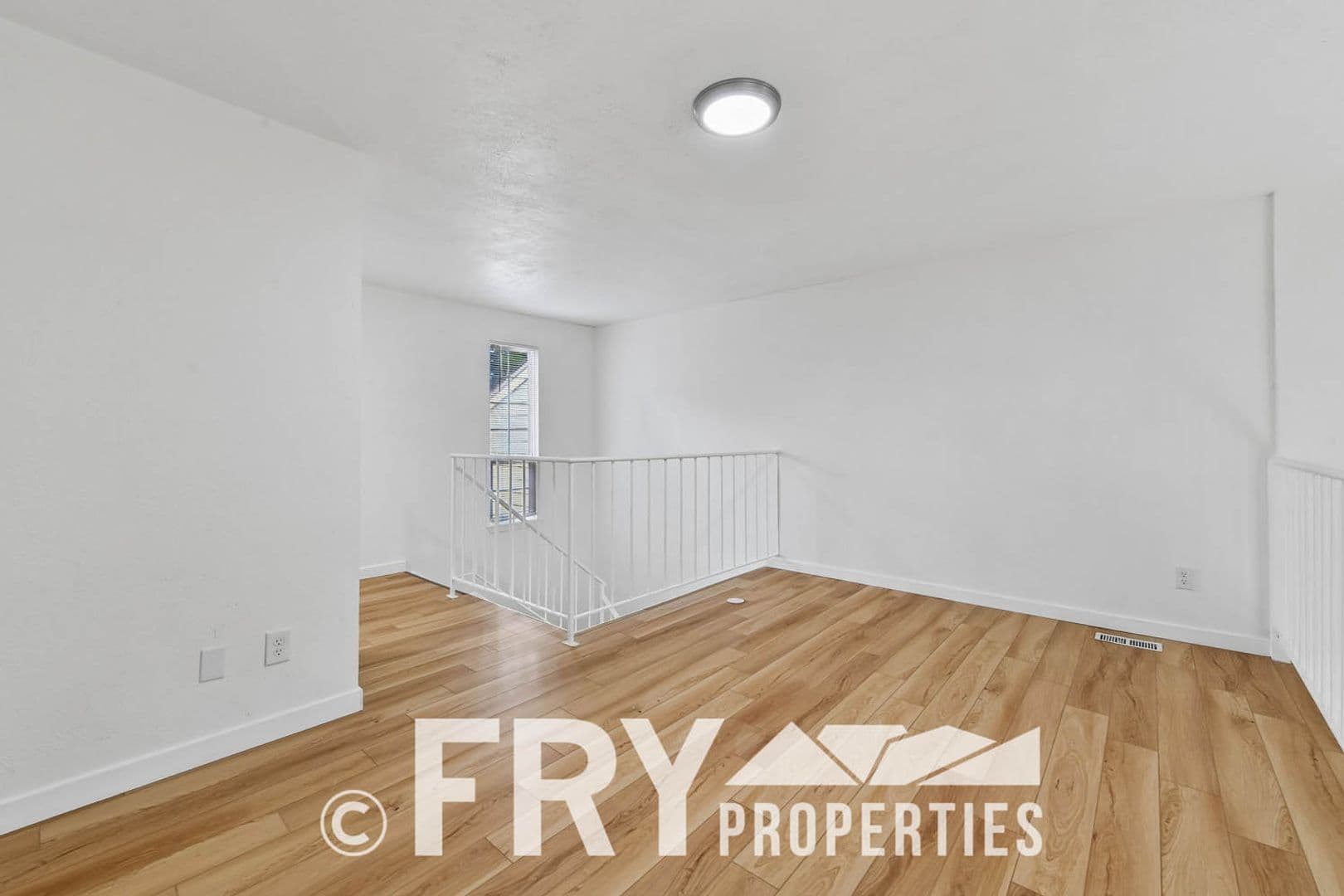 Aurora House: 14313 E Warren Place