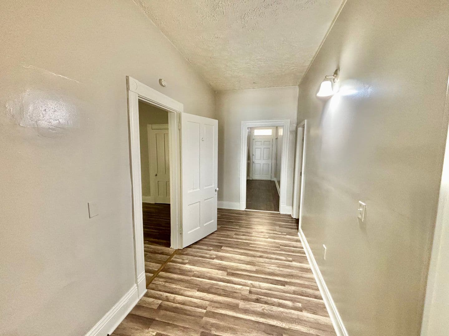 Louisville House: 2612 Hale Ave