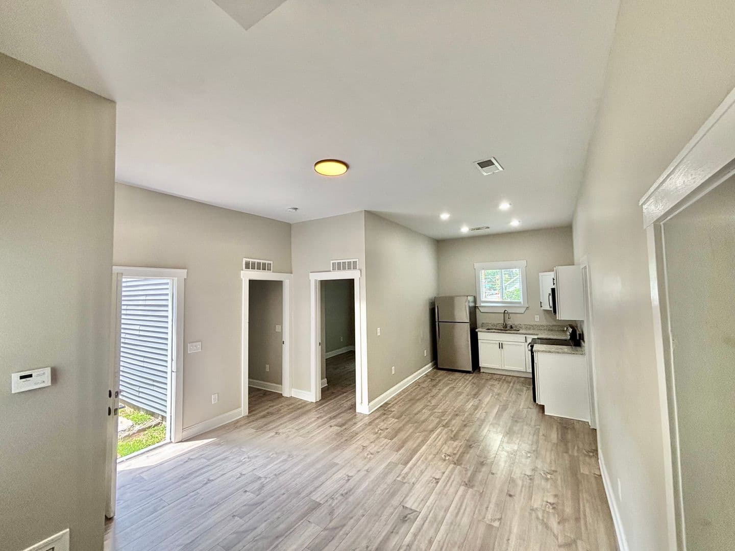 Louisville House: 513 S 24th St