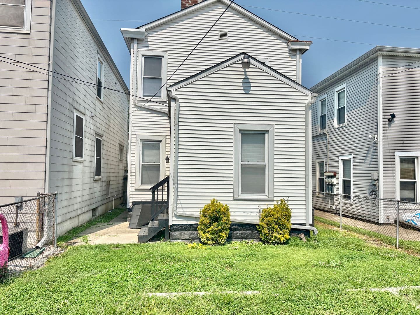 Louisville Apartment: 2805 S 4th St