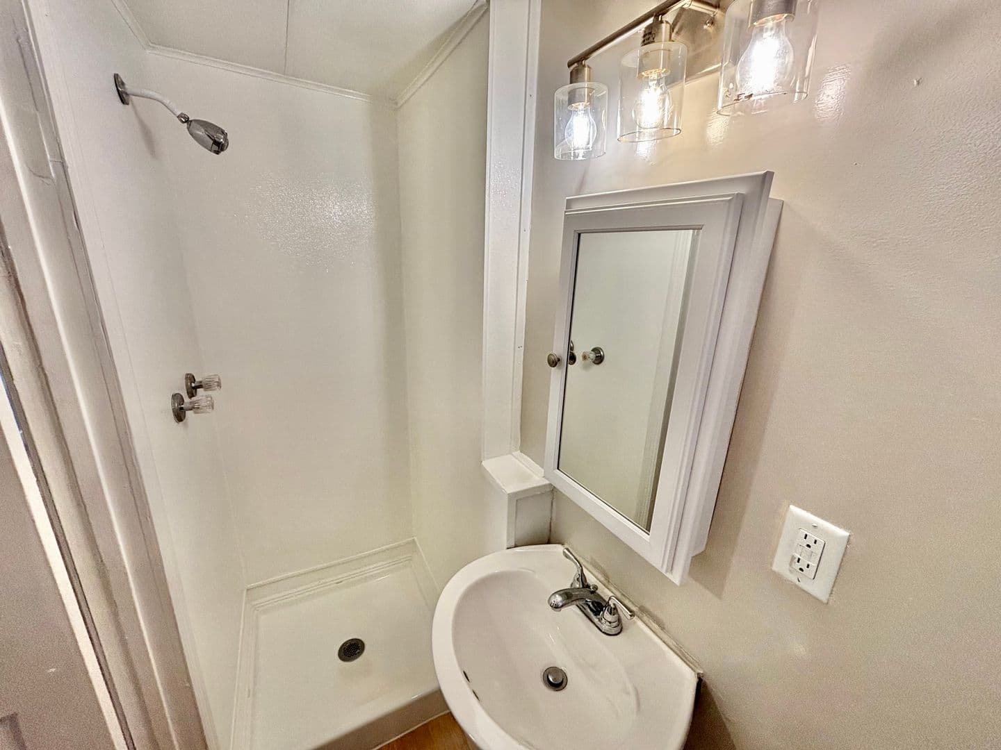 Louisville Apartment: 700 M St