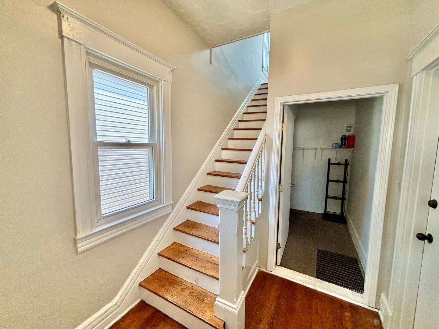 Louisville Apartment: 2805 S 4th St
