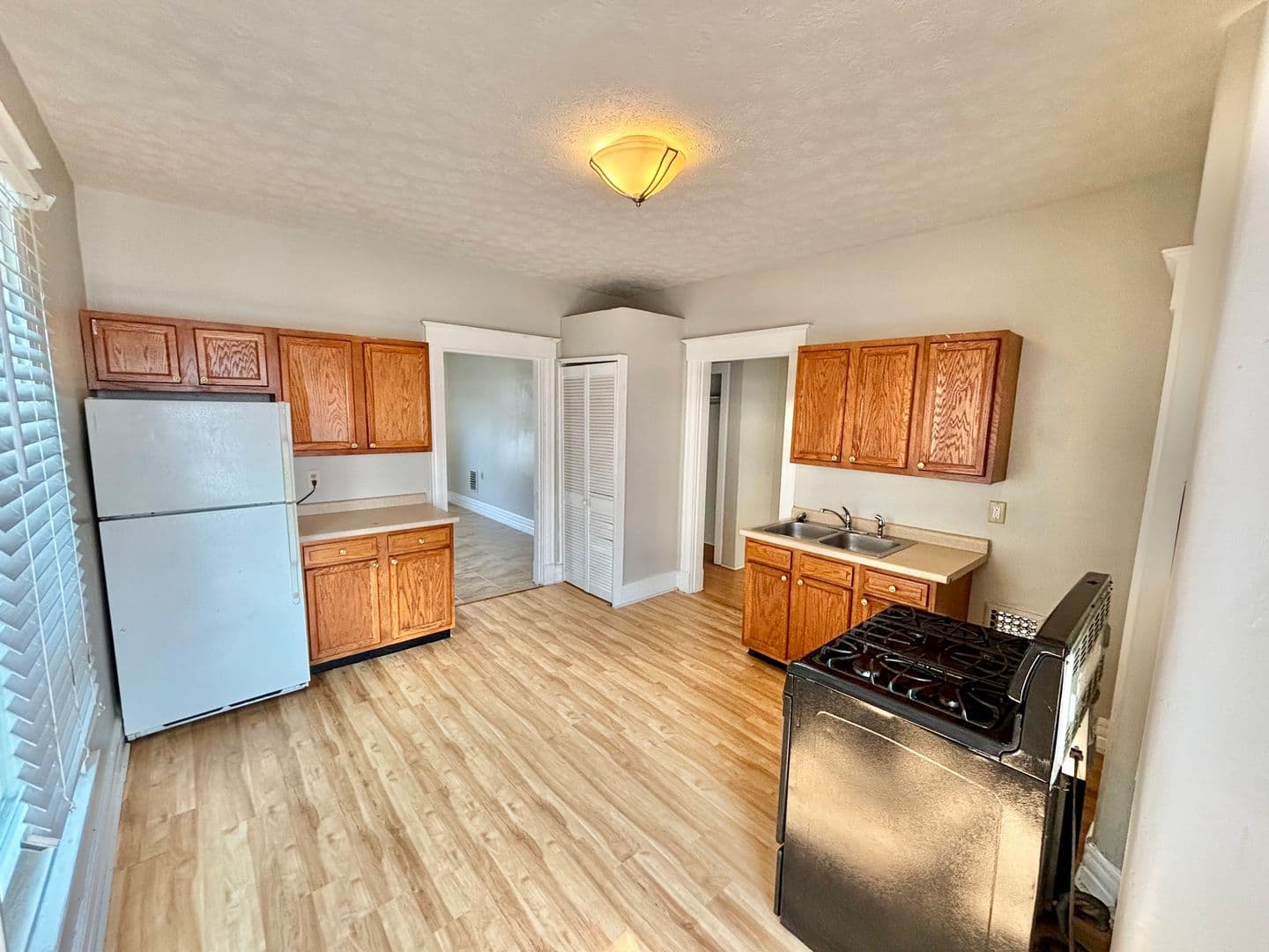 Louisville Apartment: 2805 S 4th St