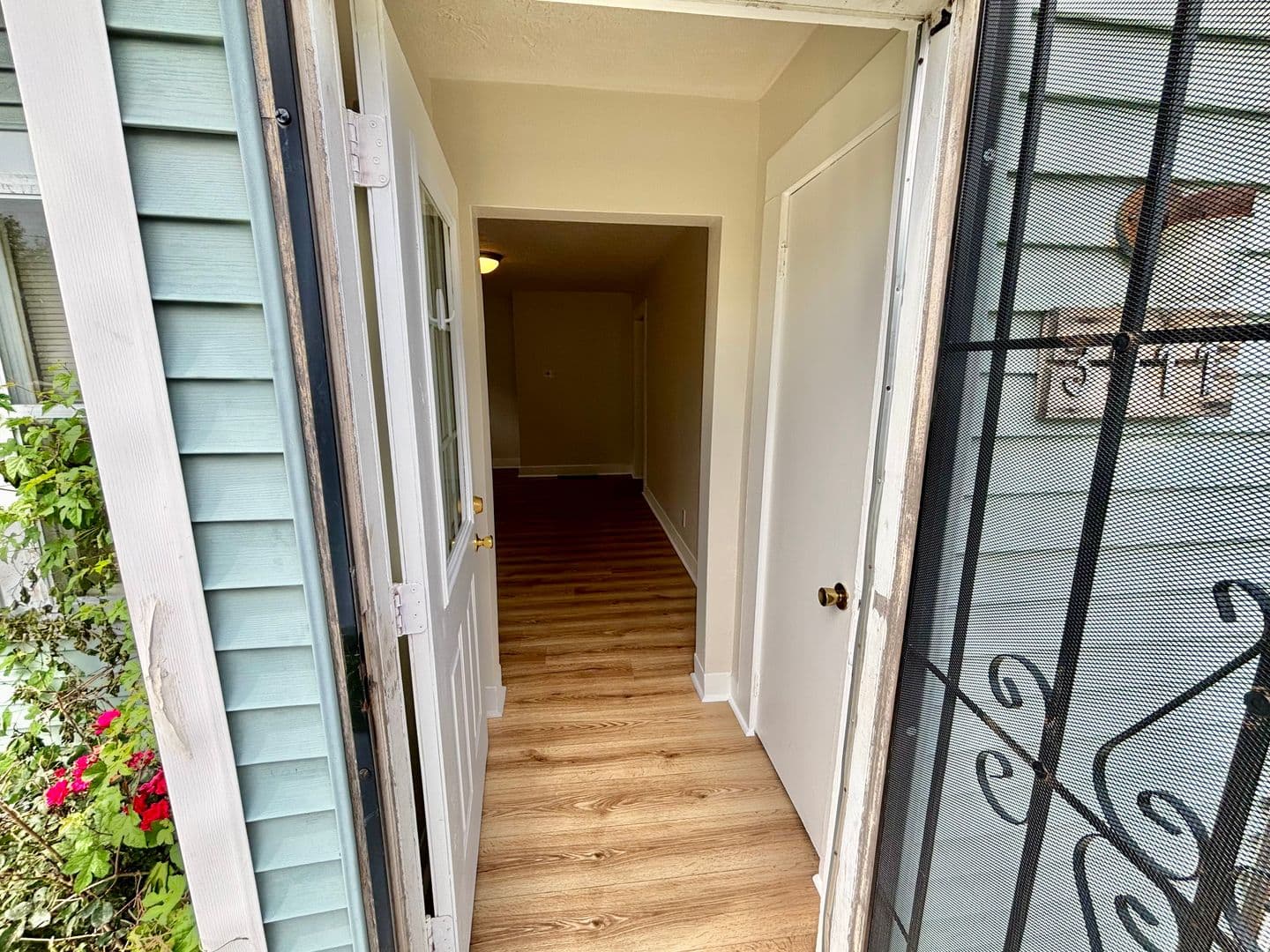 Louisville House: 3911 Larkwood Ave