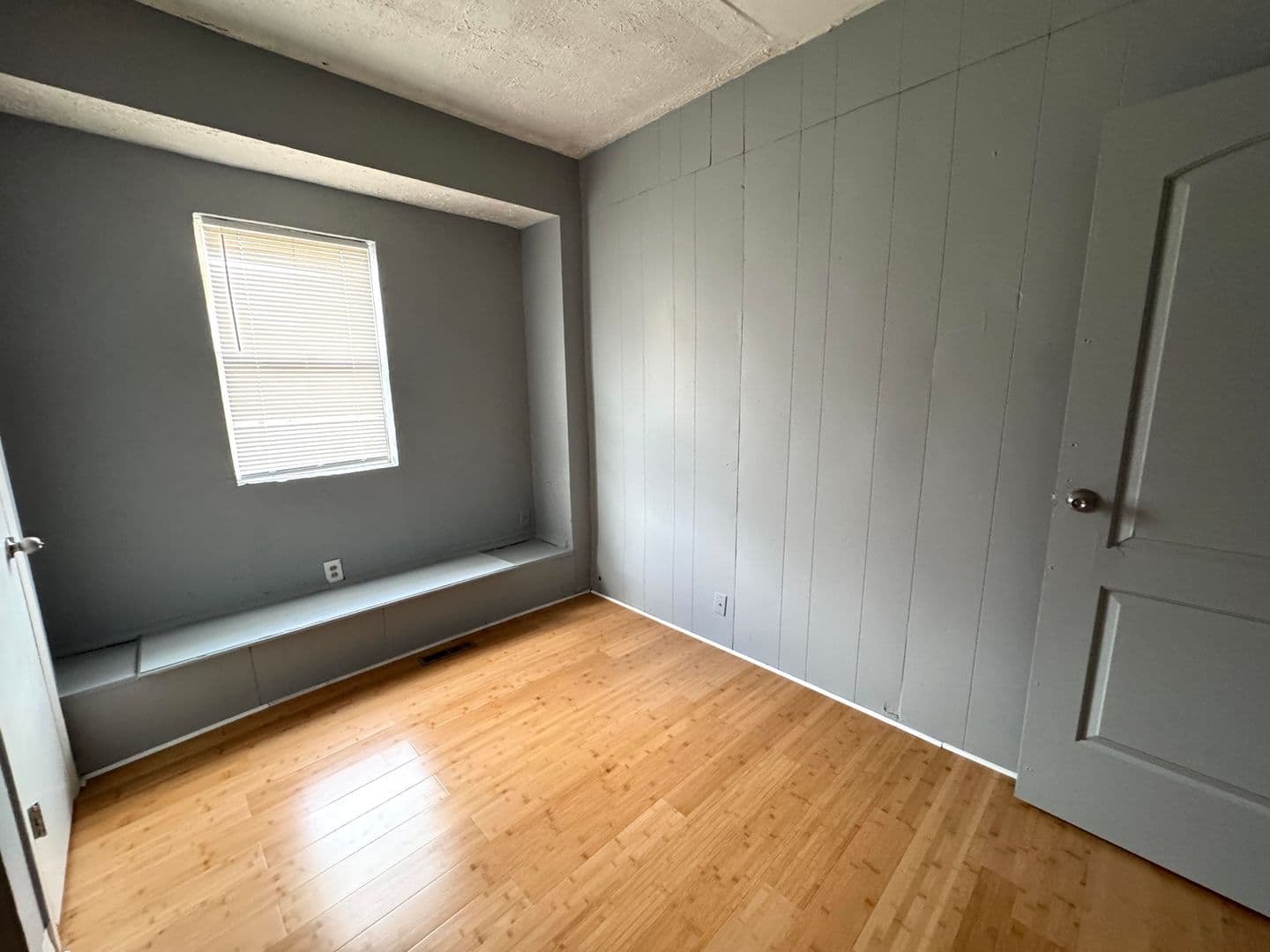 Indianapolis Apartment: 1515-1517 E Michigan Street