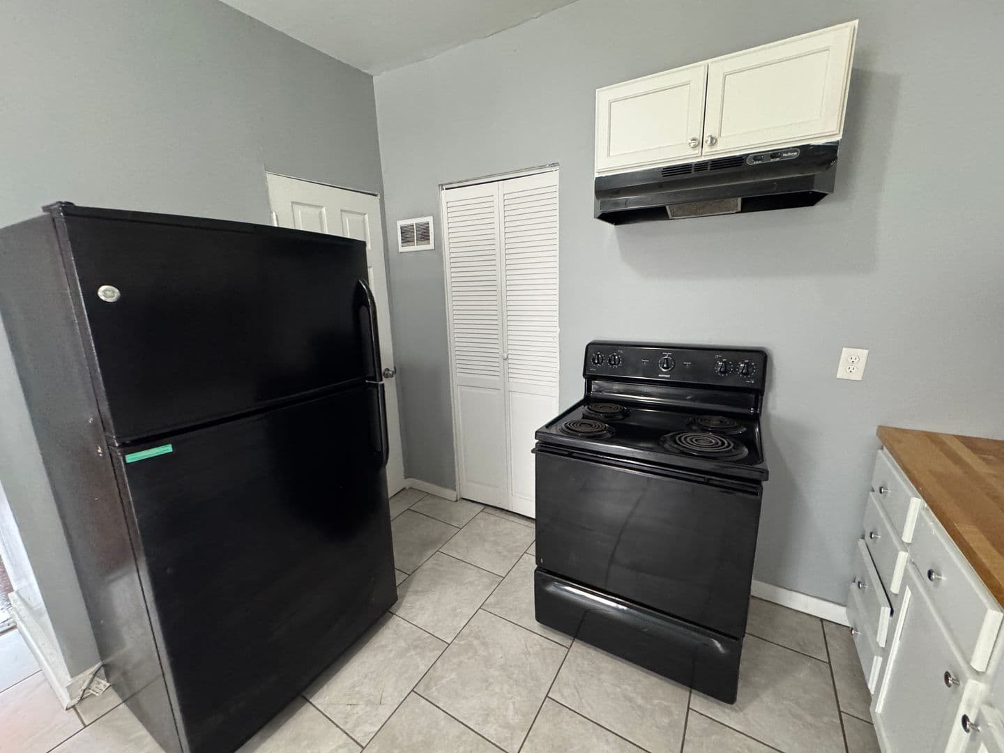 Indianapolis House: 1609 E Gimber St