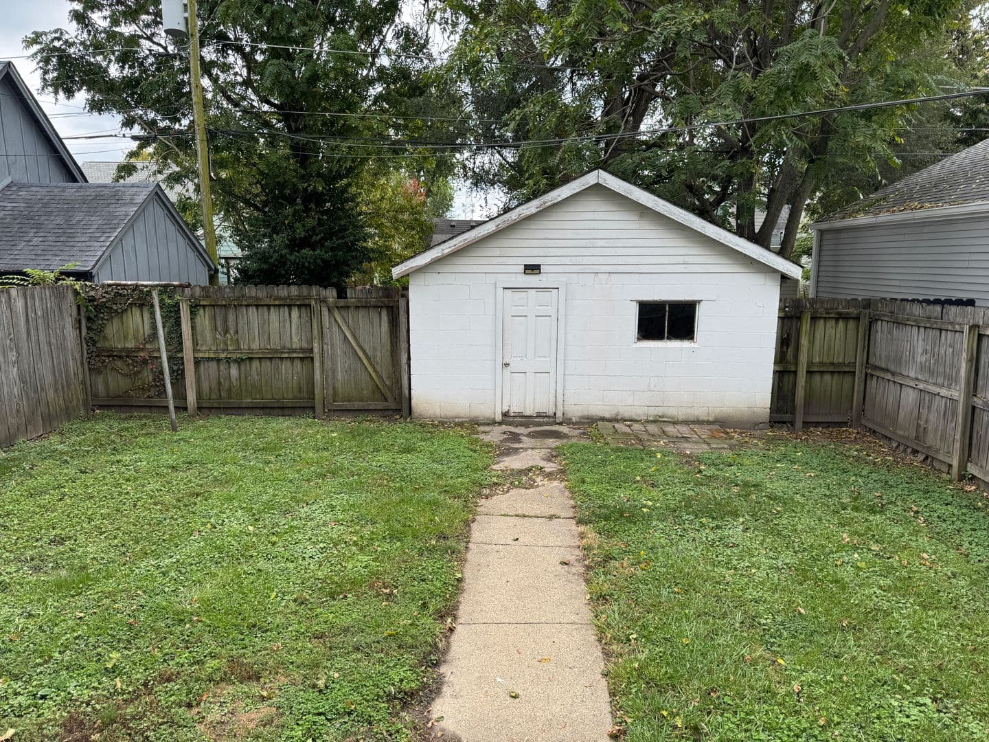 Indianapolis House: 731 Lincoln St