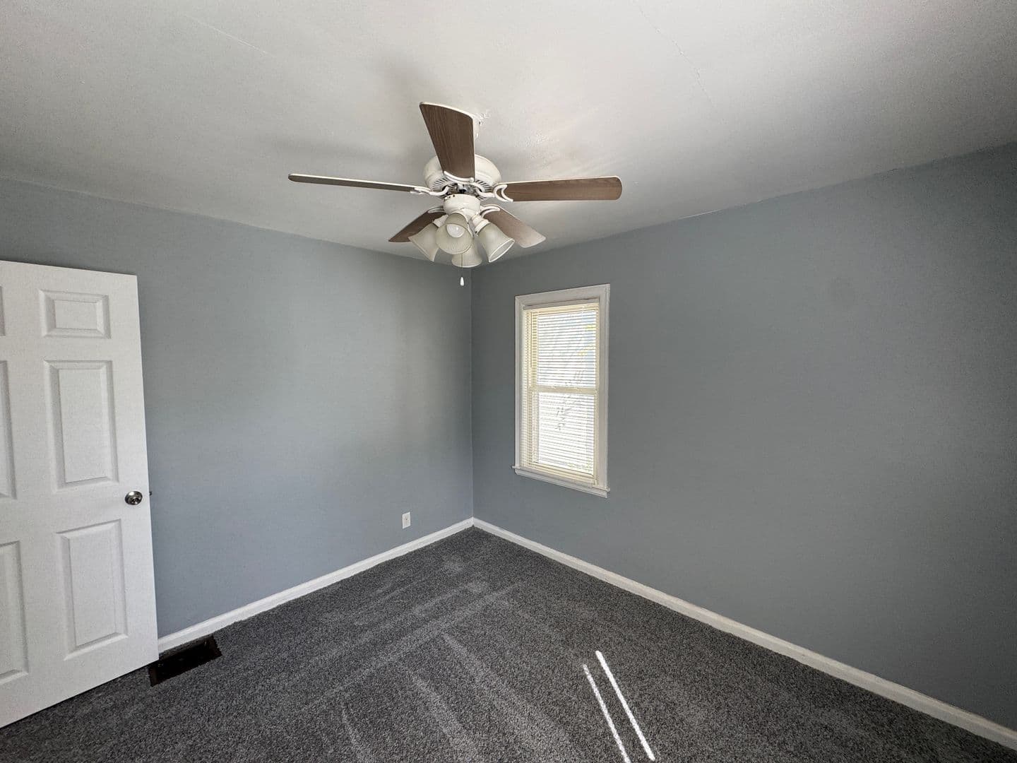 Indianapolis House: 1952 Wallace Ave