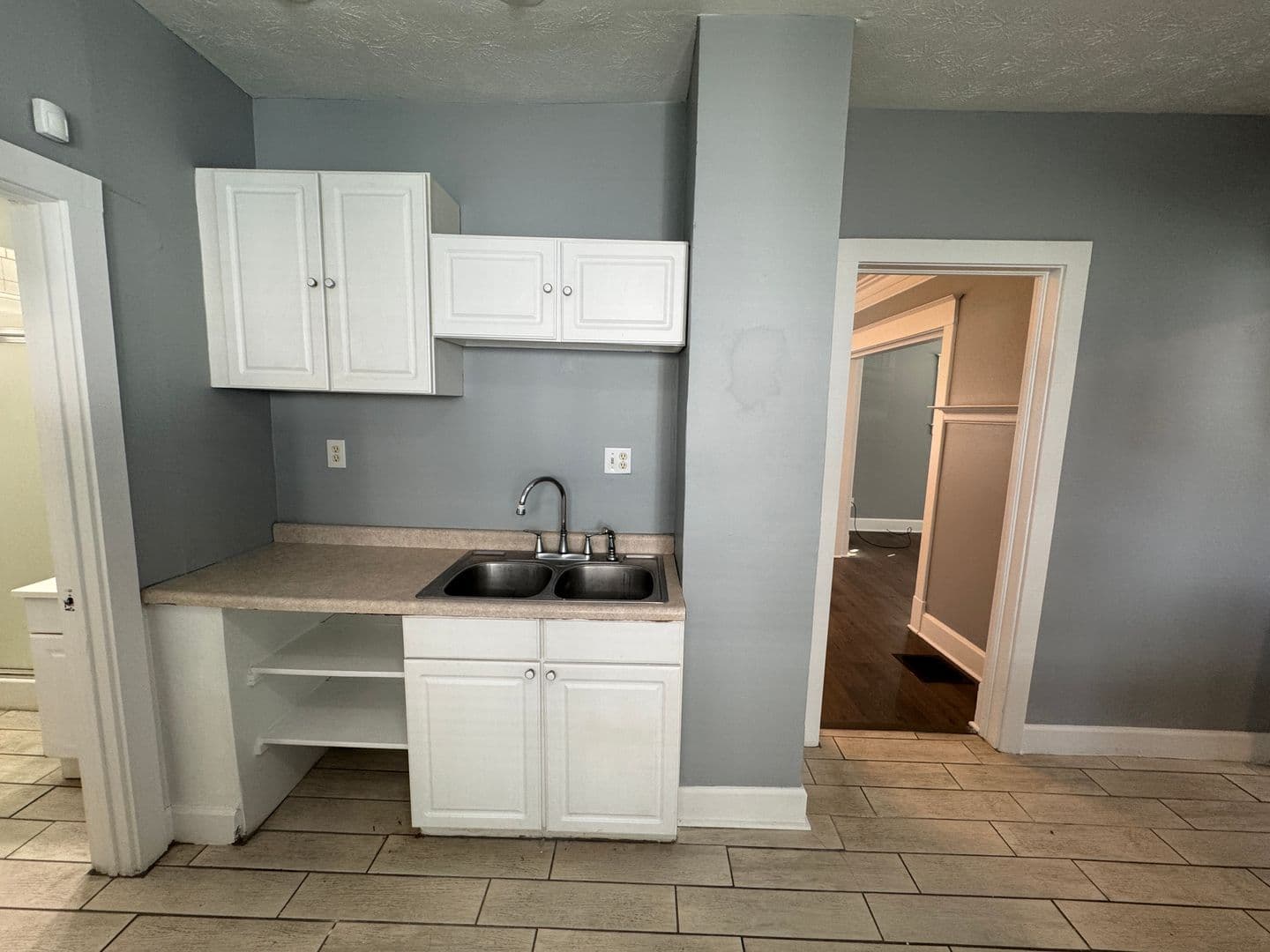Indianapolis House: 1169 Reid Pl